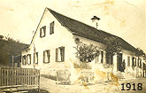 1918